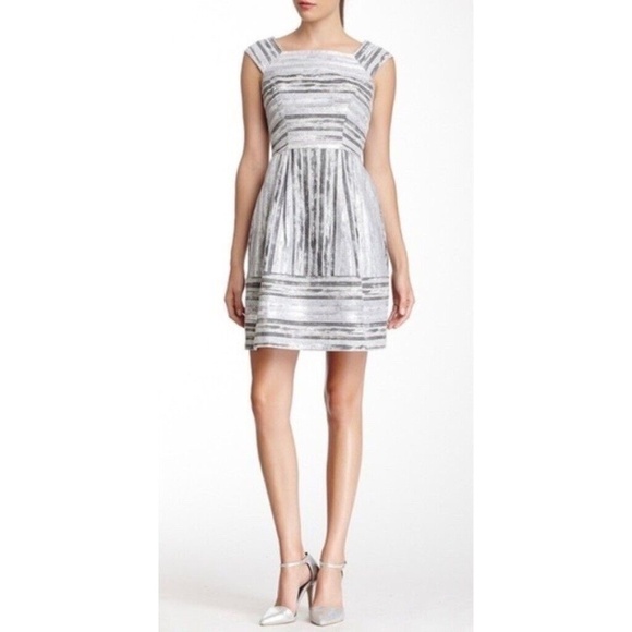 YOANA BARASCHI Silver Baccarat Herringbone Print Dress Fit N' Flare Size 0 - Picture 1 of 13